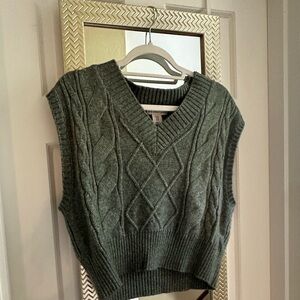 Cropped sweater vest